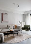 「轻暖原木 × 极简线条」的家